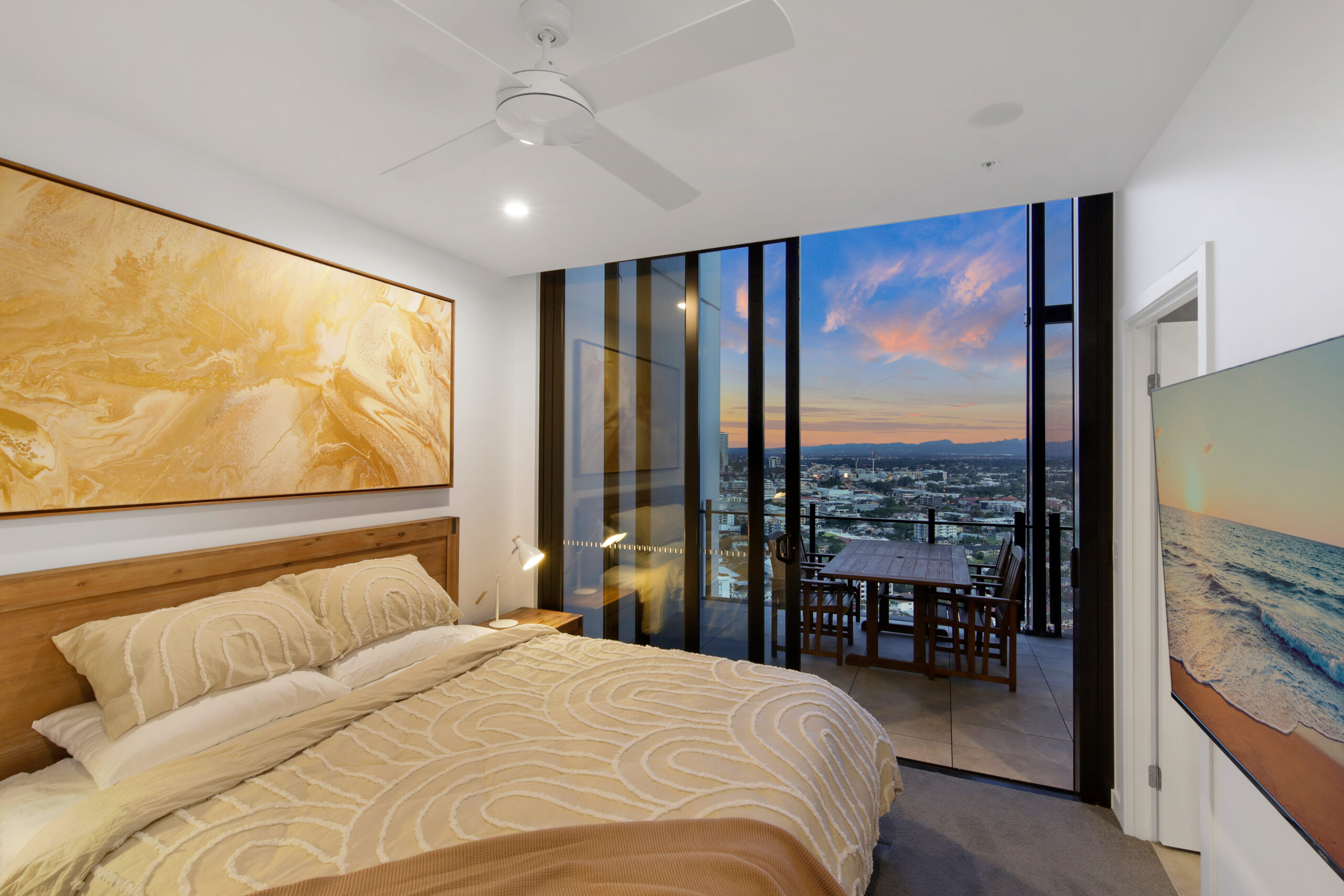 Hi Res - Marine Qtr-Sunset-3902