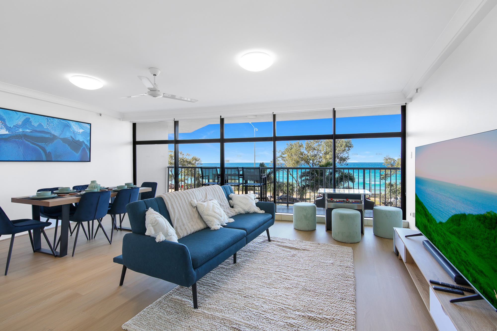 Web Res - Day - Ocean Arcade-5147